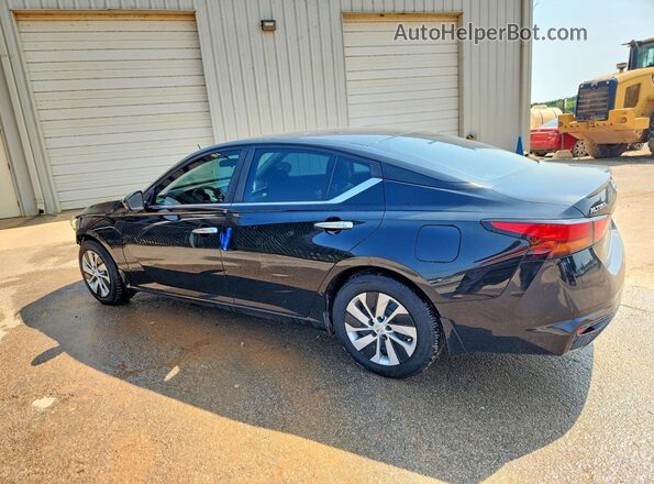 1N4BL4BV0MN368659 2021 NISSAN ALTIMA Черный Задняя левая четверть