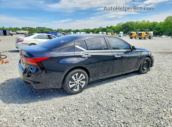 1N4BL4BV0NN335968 2022 NISSAN ALTIMA Черный Задняя правая четверть