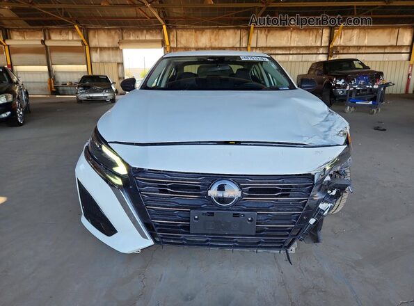 1N4BL4BV0RN360584 2024 NISSAN ALTIMA White Front view