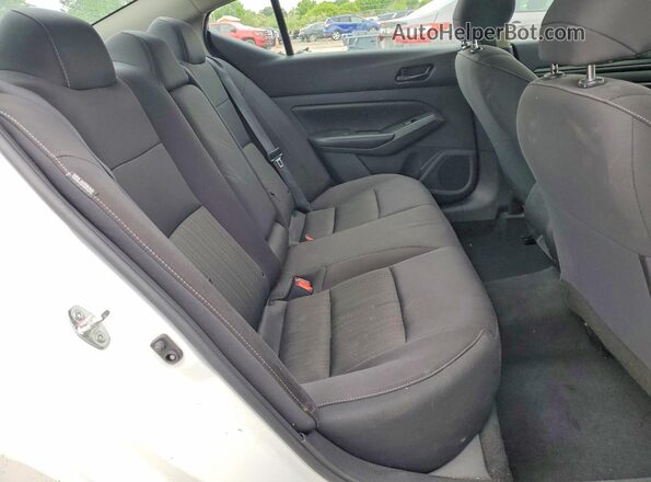 1N4BL4BV0RN370208 2024 NISSAN ALTIMA White უკანა სავარძლების ხედი