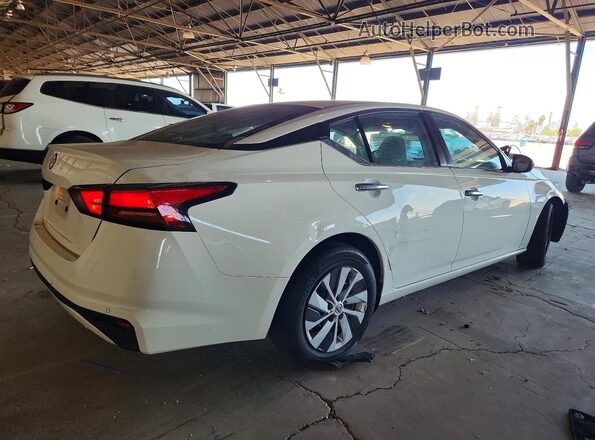 1N4BL4BV0RN382679 2024 NISSAN ALTIMA White Հետևի աջ