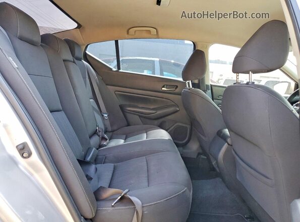 1N4BL4BV1KC226040 2019 NISSAN ALTIMA Silver Widok tylnych siedzeń