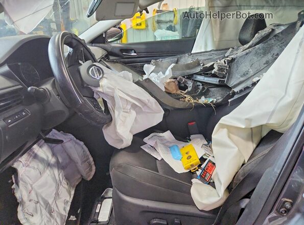 1N4BL4BV1LC143063 2020 NISSAN ALTIMA Gray Front interior view