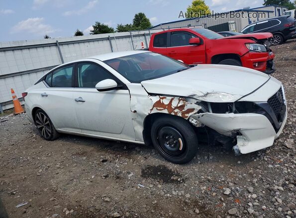1N4BL4BV1LC216965 2020 NISSAN ALTIMA White Front right