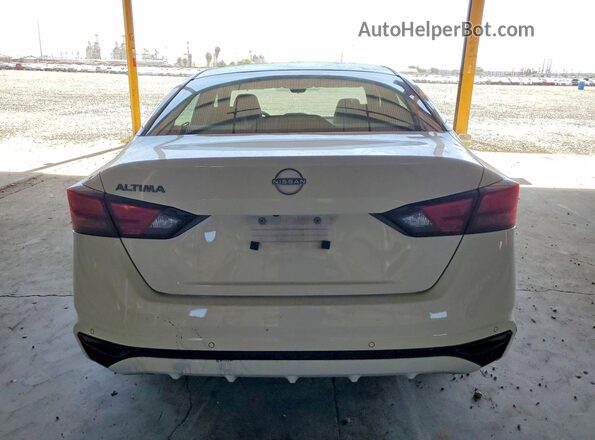 1N4BL4BV1RN382786 2024 NISSAN ALTIMA White Widok z tyłu