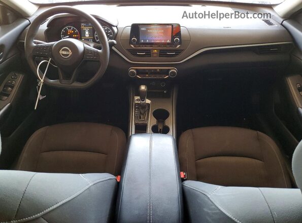 1N4BL4BV1RN382786 2024 NISSAN ALTIMA White Widok deski rozdzielczej