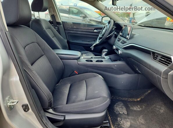 1N4BL4BV2KC166351 2019 NISSAN ALTIMA Silver Вид салону спереду