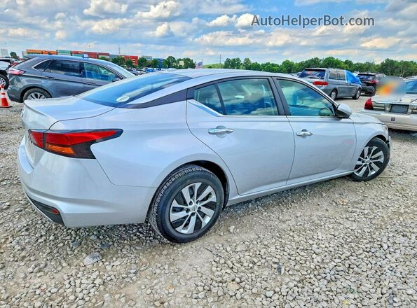 1N4BL4BV2KC166351 2019 NISSAN ALTIMA Silver Задня права чверть