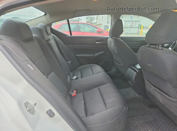 1N4BL4BV2KC252033 2019 NISSAN ALTIMA White Rear seats view