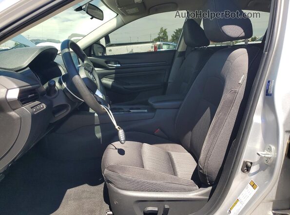 1N4BL4BV2LC194295 2020 NISSAN ALTIMA Silver Front interior view