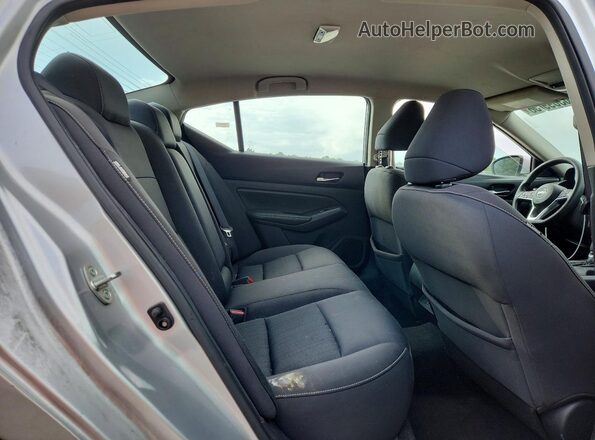 1N4BL4BV2LC239414 2020 NISSAN ALTIMA Серебряный Вид задних сидений