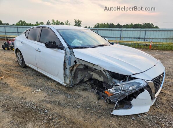 1N4BL4BV2MN312268 2021 NISSAN ALTIMA Белый Передняя правая четверть
