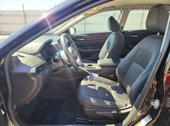 1N4BL4BV2MN416629 2021 NISSAN ALTIMA Black Front interior view