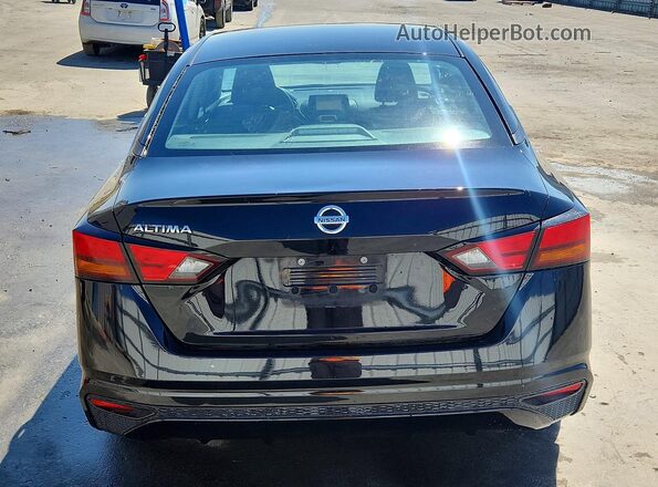 1N4BL4BV2MN416629 2021 NISSAN ALTIMA Black Rear view