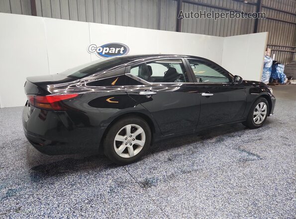 1N4BL4BV2PN370465 2023 NISSAN ALTIMA Black 