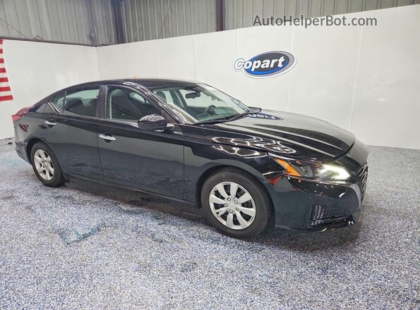 1N4BL4BV2PN370465 2023 NISSAN ALTIMA Black Delantero derecho