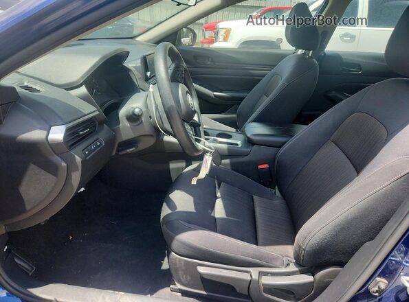 1N4BL4BV2RN336707 2024 NISSAN ALTIMA Blue Widok wnętrza z przodu