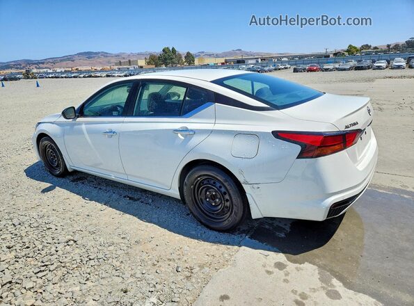 1N4BL4BV2RN424902 2024 NISSAN ALTIMA White Trasero izquierdo