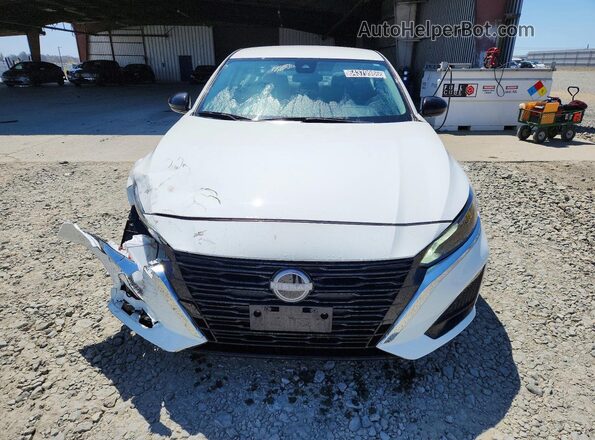 1N4BL4BV2RN424902 2024 NISSAN ALTIMA White Vista frontal