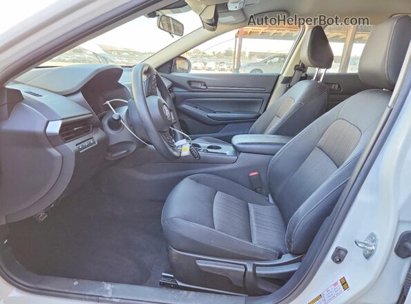 1N4BL4BV2RN424902 2024 NISSAN ALTIMA White Vista interior delantera