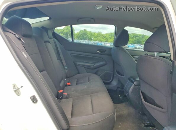 1N4BL4BV3KC233524 2019 NISSAN ALTIMA White Rear seats view