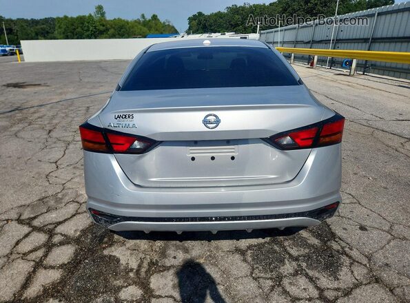 1N4BL4BV3LC128743 2020 NISSAN ALTIMA Серебряный Вид сзади