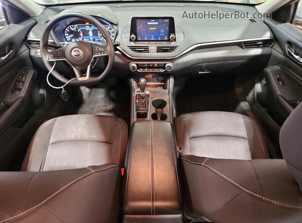 1N4BL4BV3LC240409 2020 NISSAN ALTIMA Silver Widok deski rozdzielczej