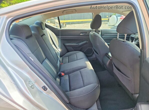 1N4BL4BV3LC241186 2020 NISSAN ALTIMA Silver Rear seats view