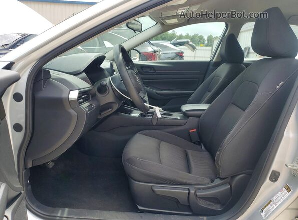 1N4BL4BV3PN398632 2023 NISSAN ALTIMA Серый Вид салона спереди