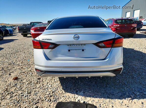 1N4BL4BV3RN374530 2024 NISSAN ALTIMA Серебряный Вид сзади