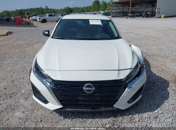 1N4BL4BV3SN405488 2025 NISSAN ALTIMA White Vista interior de 360 grados