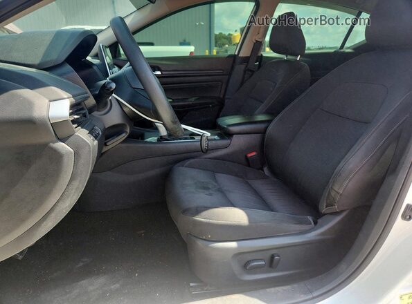 1N4BL4BV4KC114350 2019 NISSAN ALTIMA Burgundy Вид салону спереду