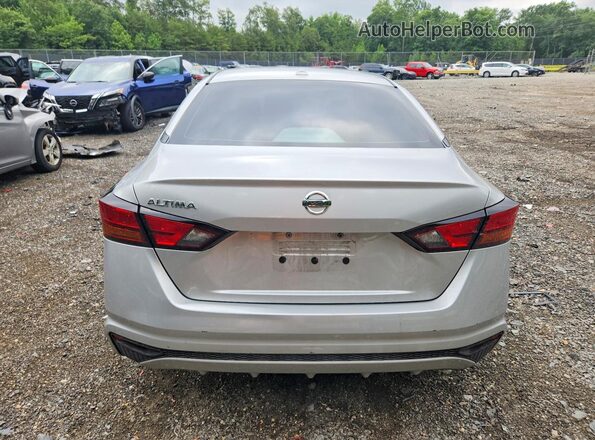 1N4BL4BV4LC190913 2020 NISSAN ALTIMA Серебряный Вид сзади
