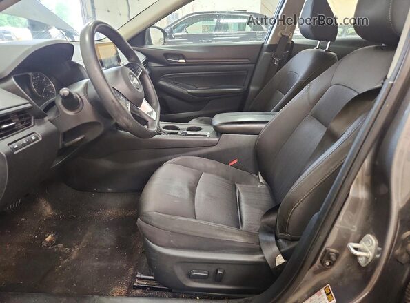 1N4BL4BV4LC196470 2020 NISSAN ALTIMA Серебряный Вид салона спереди