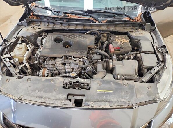 1N4BL4BV4LC196470 2020 NISSAN ALTIMA Серебряный Вид задней части салона