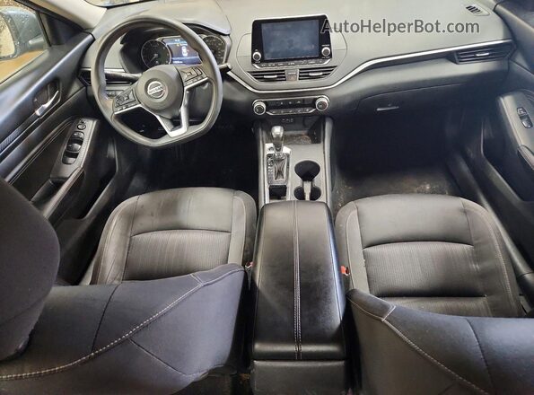 1N4BL4BV4LC196470 2020 NISSAN ALTIMA Серебряный Вид панели приборов