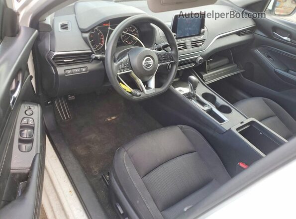 1N4BL4BV4LC208374 2020 NISSAN ALTIMA White Dashboard view