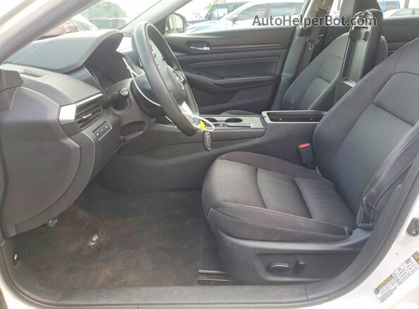 1N4BL4BV4LC208374 2020 NISSAN ALTIMA White Front interior view