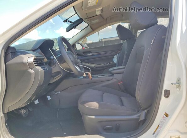 1N4BL4BV4LC219990 2020 NISSAN ALTIMA White Вид салону спереду