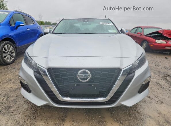 1N4BL4BV4NN362462 2022 NISSAN ALTIMA Silver Widok z przodu