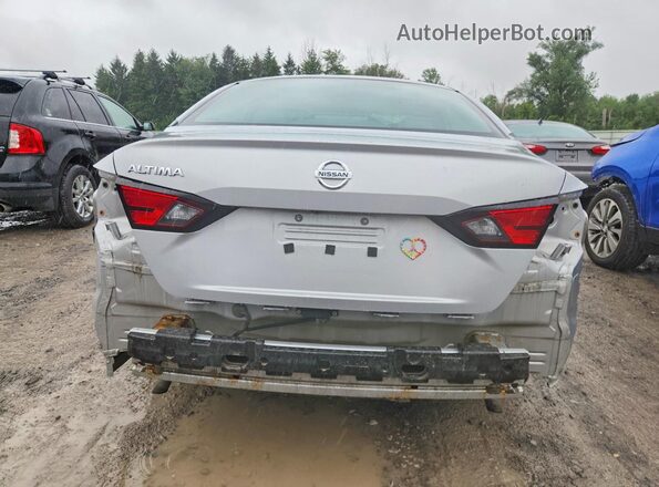1N4BL4BV4NN362462 2022 NISSAN ALTIMA Silver Widok z tyłu