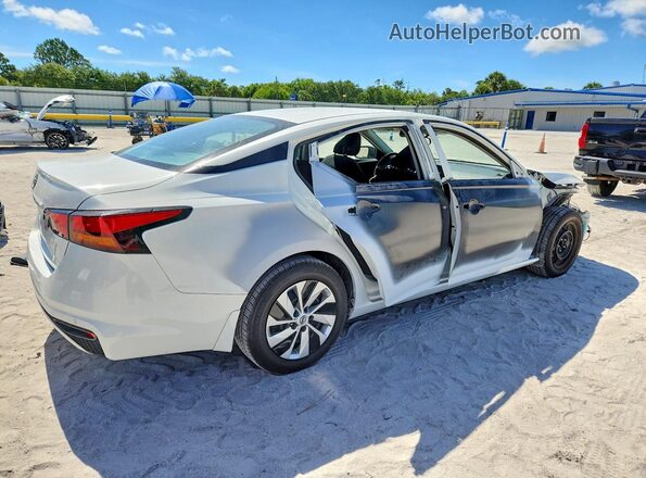 1N4BL4BV4RN354416 2024 NISSAN ALTIMA White Rear right