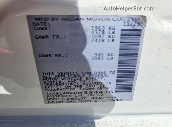 1N4BL4BV4RN354416 2024 NISSAN ALTIMA White VIN sticker view