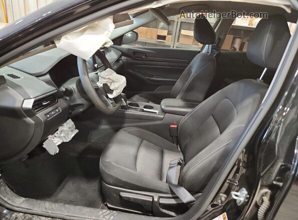 1N4BL4BV4RN385889 2024 NISSAN ALTIMA Black Widok wnętrza z przodu