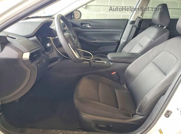 1N4BL4BV5KC245108 2019 NISSAN ALTIMA White Вид салону спереду