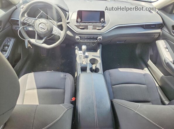 1N4BL4BV5RN385433 2024 NISSAN ALTIMA Silver Widok deski rozdzielczej