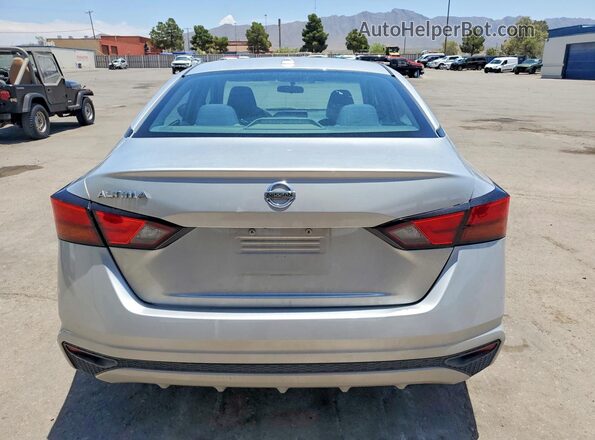 1N4BL4BV6LC179007 2020 NISSAN ALTIMA Silver Rear view