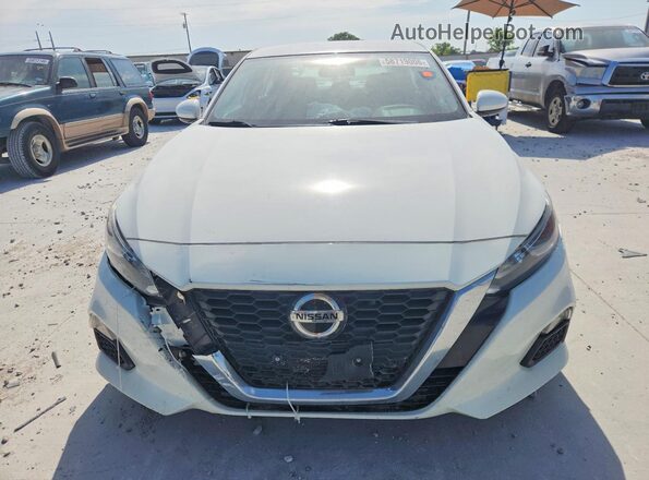 1N4BL4BV6LC211308 2020 NISSAN ALTIMA White Widok z przodu