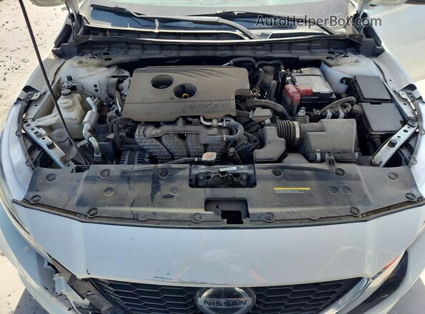 1N4BL4BV6LC211308 2020 NISSAN ALTIMA White Widok wnętrza z tyłu