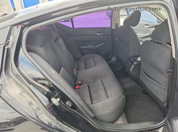 1N4BL4BV6LC256670 2020 NISSAN ALTIMA Black Rear seats view